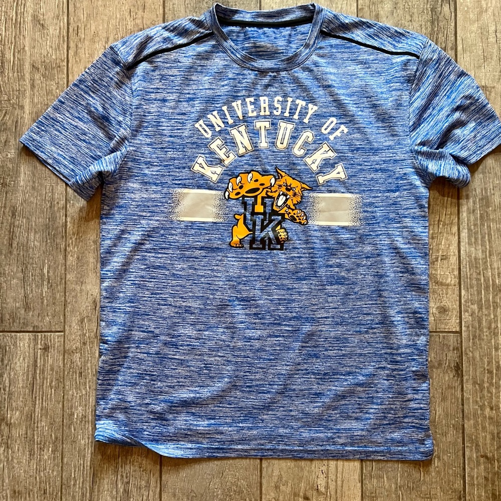 Unisex sports T shirt -M